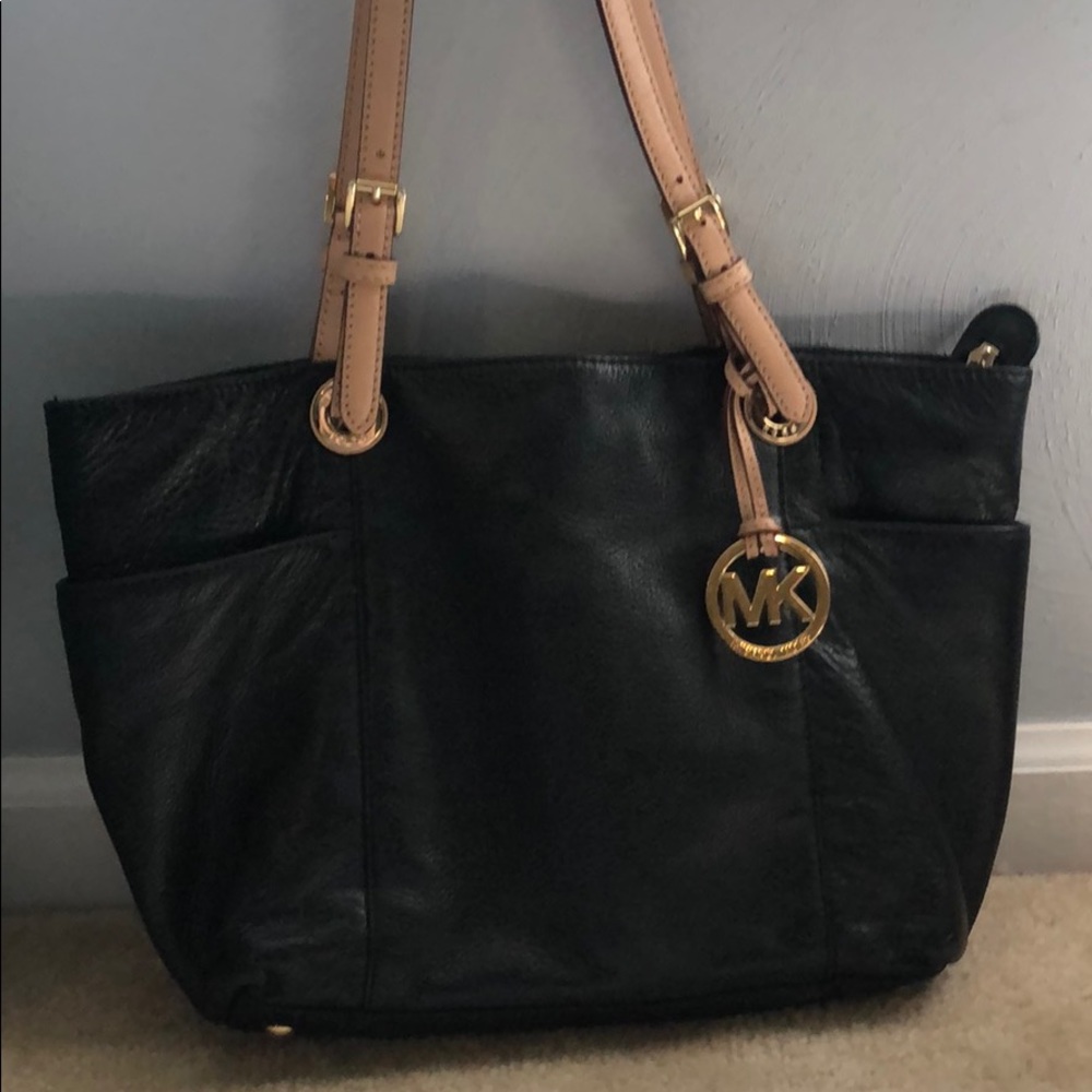 Black purse